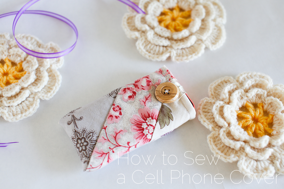 Free Sewing Pattern: Cell Phone Case – Tablet Sleeve  Popular sewing  patterns, Crochet phone cases, Sewing patterns free