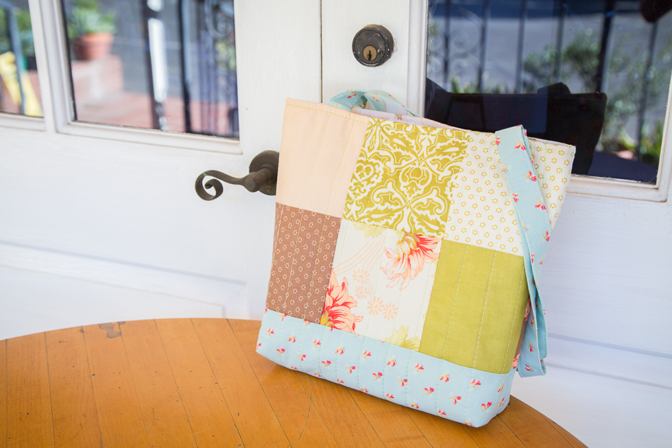 How To Make A Charm Pack Tote - Quilters Candy