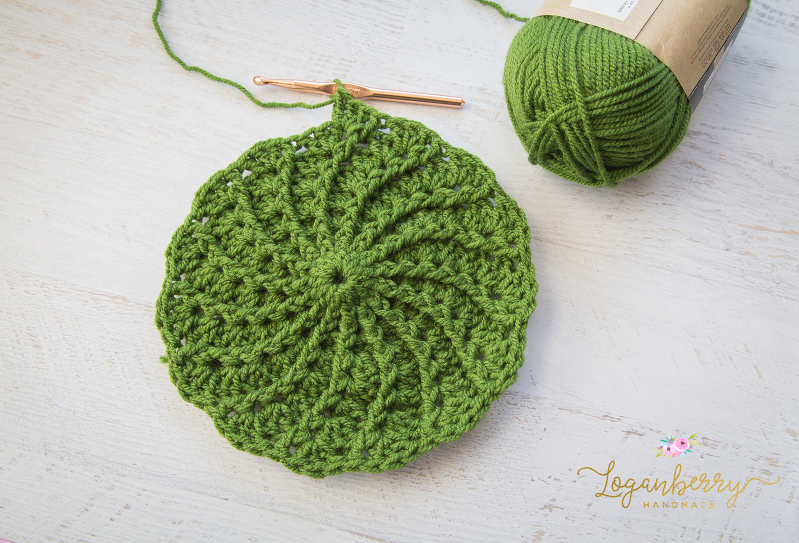 Free Crochet Pattern Spiral Crochet Beanie, Crochet Beanie Tutorial, Crochet Hat Pattern, Swirl beanie tutorial, how to crochet a beanie