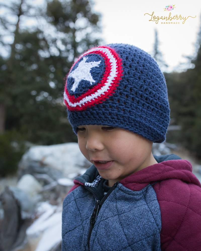 crochet captain america beanie, free crochet pattern and tutorial, diy captain america hat, crochet captain america shield, captain america beanie, handmade captain america hat, crochet for boys, crochet super heroes