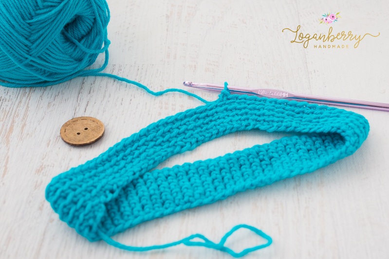 crochet headband pattern, crochet headband tutorial, headbands for kids and adults, how to crochet a headband, crochet headband with wooden button, teal headband, mustard yellow headband, grey headband, crochet head wraps, easy diy headbands, baby headbands 