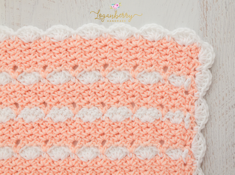 peaches and cream crochet baby blanket, baby blanket crochet pattern, crochet baby blanket tutorial, free crochet pattern, how to crochet a baby blanket, crochet blanket with scallop trim, scallop edge crochet blanket, peach blanket, pink and white blanket