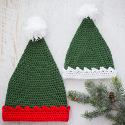 crochet elf hat, free crochet pattern, crochet elf hat pattern, santa's elf hat pattern, santa's little helper hat, crochet elf beanie, kids and adult sizes, crochet holiday hat, crochet christmas hat pattern