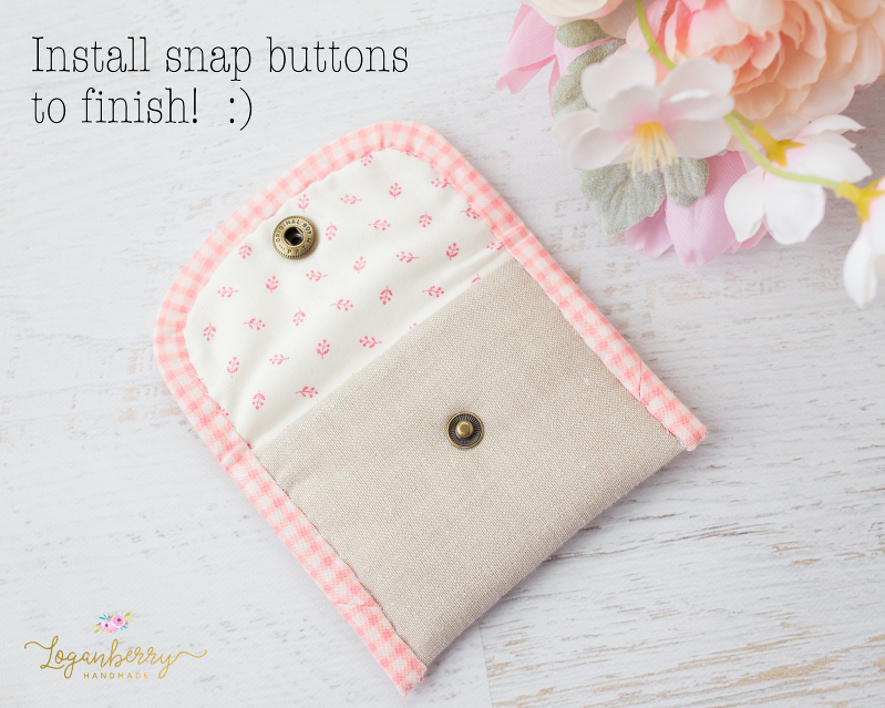 Mini Card Wallet + Sewing Tutorial + Free Pattern, linen wallet, small wallet, easy sewing projects, gingham binding, how to sew a wallet, small hand bag, pouch, coin purse, coin bag