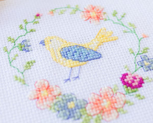 Cross Stitch Pattern, Bird in Flower Wreath, Susan Bates Cross Stitch, Floral, Nature, Embroidery Flowers, Cross Stitch Gifts