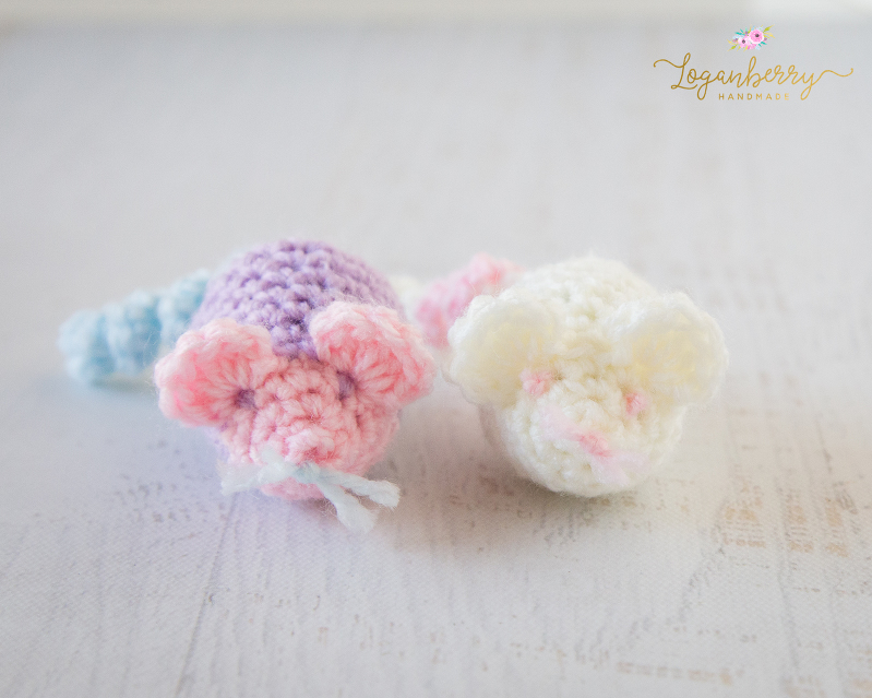 Crochet Mouse Cat Toys + Free Pattern, Catnip Toys, Crochet Mouse, DIY Cat Gifts, Crochet Tutorial, How to Crochet Cat Mouse Toy, Ice Cream Yarn, Sherbet Yarn, Rainbow Yarn