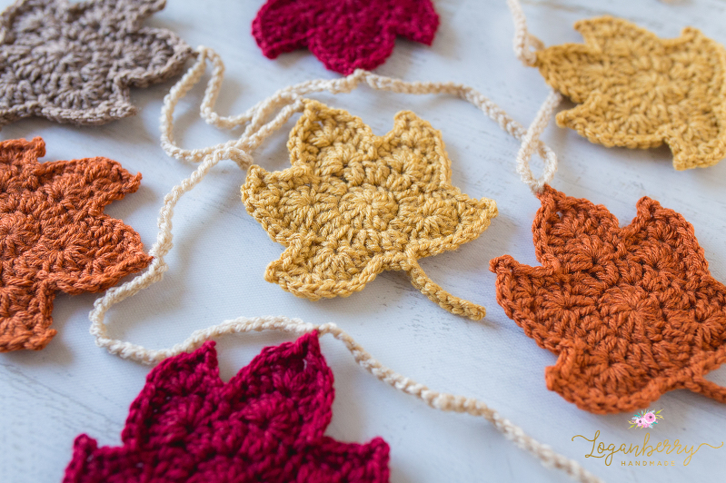 Cochet Autumn Leaves + Pattern + Tutorial + Free, Crochet Fall Leaves, Crochet Maple Leaves, Fall Colors, Home Decor, Thanksgiving Decor, Halloween Decor, Crochet Garlands, Maple Leaves Garland, Leaves on a String